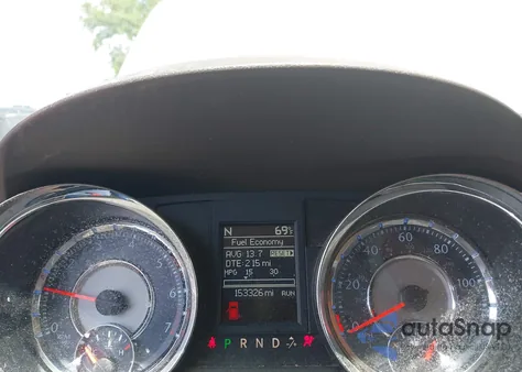 2013 Chrysler Town & Country Touring z USA, uszkodzony, nr VIN 2C4RC1BG2DR805265